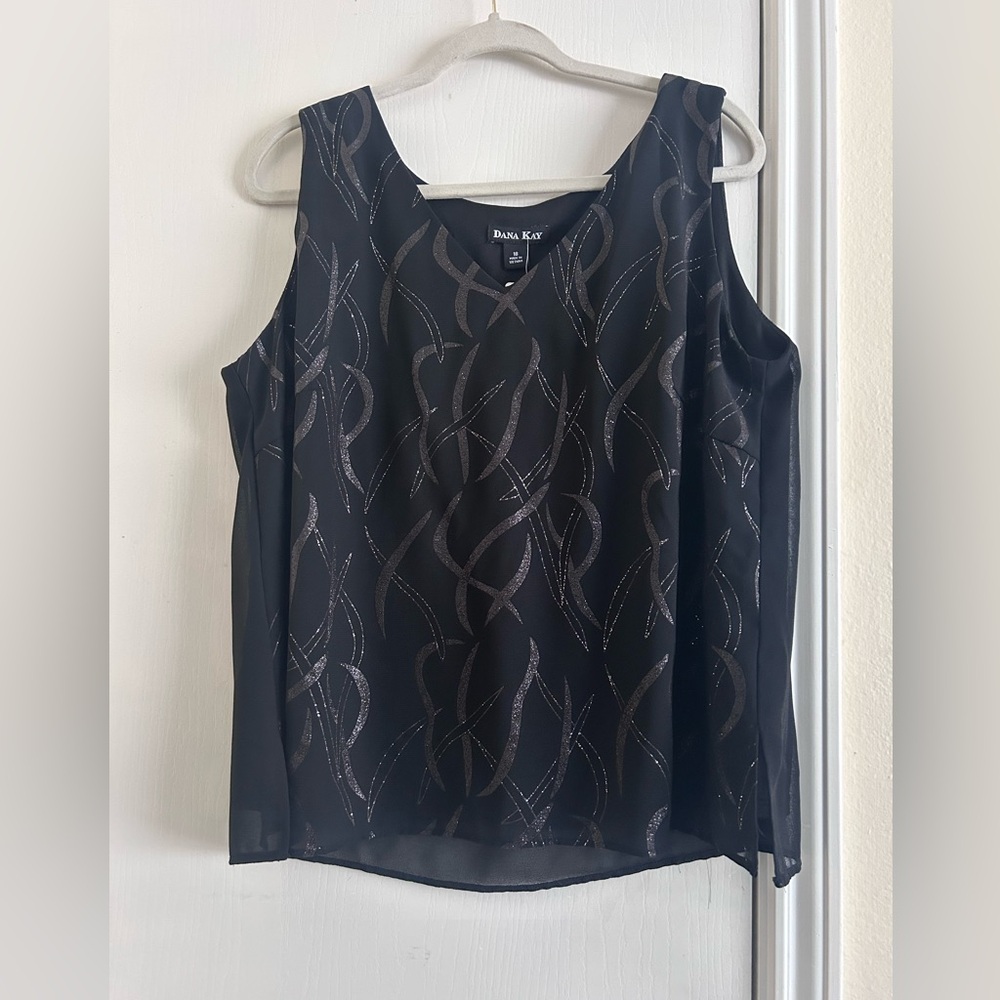 Dana Kay Black and Silver Patterned Blouse Size 18